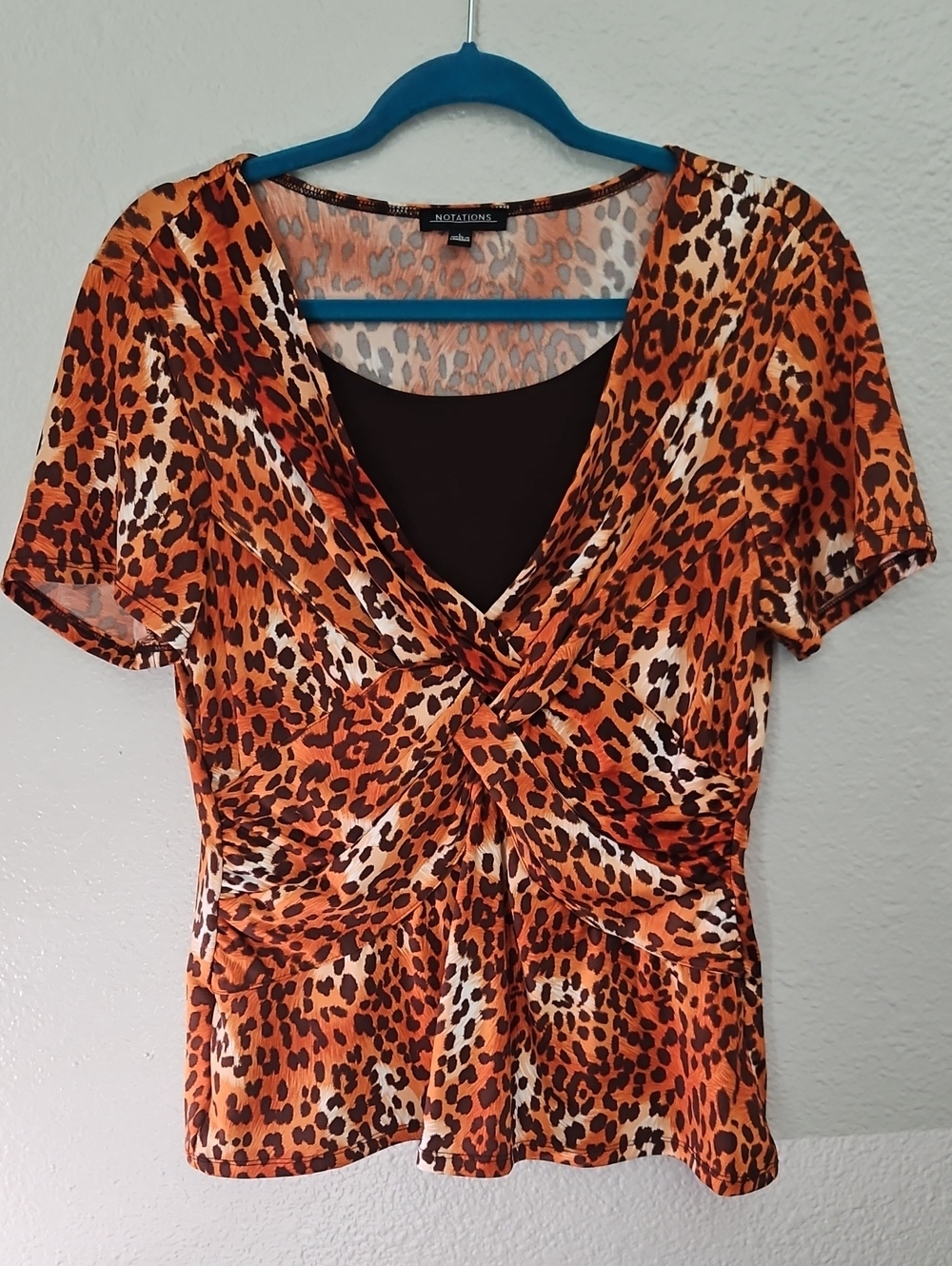 Notations Leopard Print Twist Front Faux Layered Top Size L